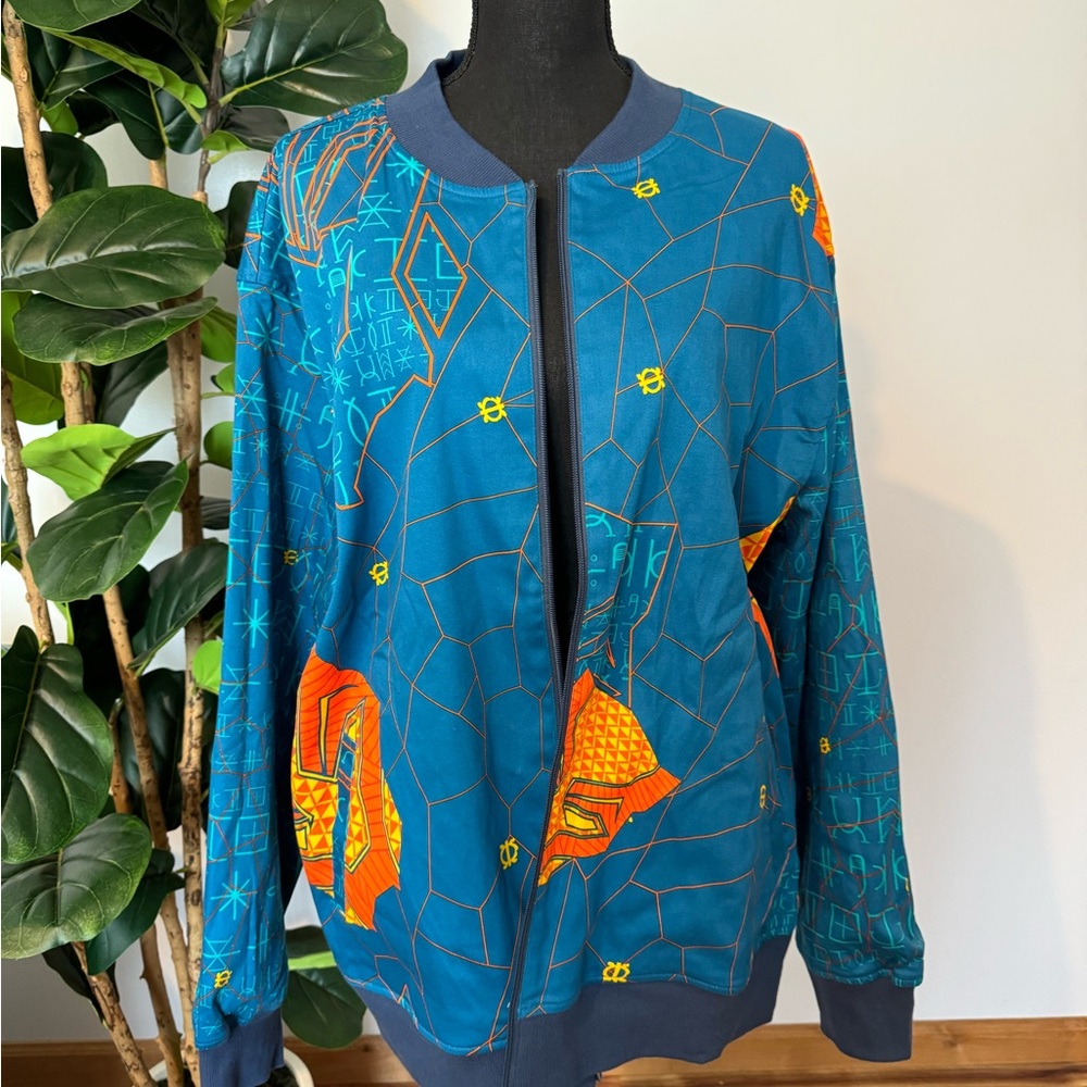 Marvel Blue Geometric Design Apparel